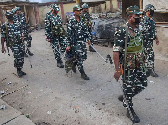 Constable Posts : సీఆర్‌పీఎఫ్‌లో 322 హెడ్‌ కానిస్టేబుల్ పోస్టులకు నోటిఫికేషన్ జారీ..