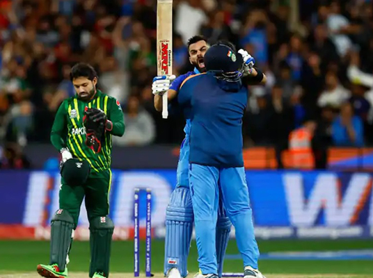 Team Indias Thrilling Victory : పాక్ పై టీమిండియా థ్రిల్లింగ్ విక్టరీ..