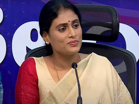 YS Sharmila : షర్మిలకు యాత్రలే దిక్కా?.. పోటీకి భయమా?