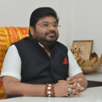 Abhishek Agarwal : తెలంగాణలో గ్రామాన్ని దత్తత తీసుకుని శ్రీమంతుడుగా మారిన ‘కార్తికేయ 2’ నిర్మాత