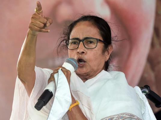 Mamata Benerjee : ఇలాగే కొనసాగితే దేశంలో అధ్యక్ష పాలన తప్పదు : మమత