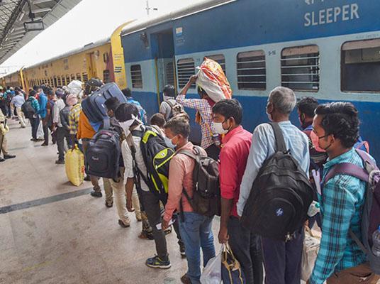 Fine On Uber Cabs : ఉబర్ క్యాబ్ సంస్థపై రూ.20వేల ఫైన్..