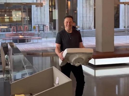 Musk : ట్విట్టర్ కొనేశానని సింబాలిక్ గా చెప్పిన మస్క్