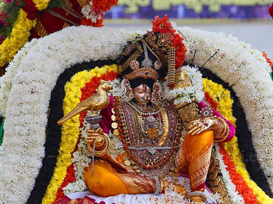 Perni Nani : పవన్ కళ్యాణ్ వీకెండ్ పొలిటీషియన్ : పేర్ని నాని