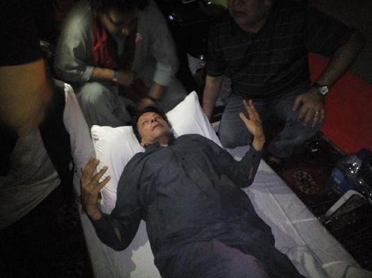 Imran Khan After Attack : కాల్పుల తరువాత మొదటిసారి మాట్లాడిన ఇమ్రాన్ ఖాన్..