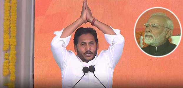 Yashoda : ప్రేక్షకులకు చెప్పాల్సిన కథ యశోద.. అందుకే సినిమాలో నటించాం..