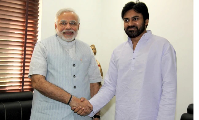ISB: ఐఎస్బీలో ర్యాగింగ్ కలకలం.. జూనియర్ పై దాడి..