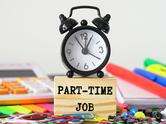 Part Time Job Oppurtunites : పార్ట్ టైం జాబ్స్.. చేతి నిండా అవకాశాలు..
