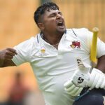 Sarfaraz Khan : ఆస్పత్రి బెడ్ మీది నుంచి వచ్చి.. సెంచరీ బాది..
