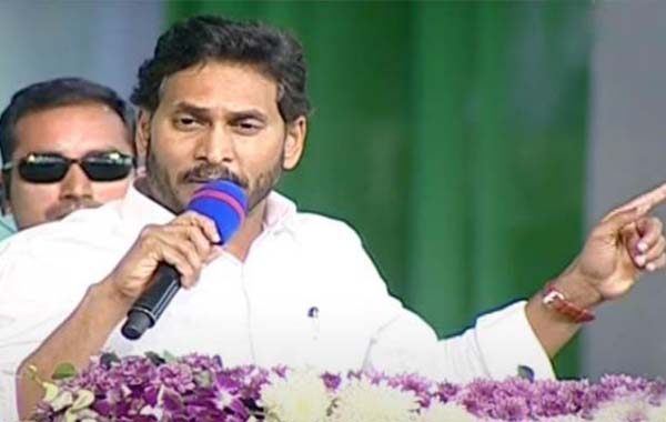Chandra Mohan: చిరంజీవి - అర‌వింద్‌ల‌పై చంద్ర‌మోహ‌న్ వ్యాఖ్య‌లు వైర‌ల్‌