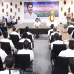 CM Jagan: టికెట్ ఇవ్వను.. 32 మంది ఎమ్మెల్యేలకు జగన్‌ షాక్..