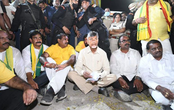 Polavaram : పోలవరం వద్ద టెన్షన్ టెన్షన్.. చంద్రబాబు ప్రాజెక్టు సందర్శనకు నో పర్మిషన్..