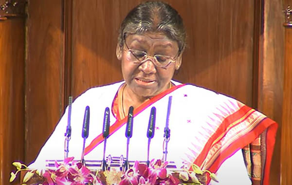 IIleyana Dcruz: ఇలియానాకి అస్వ‌స్థ‌త‌
