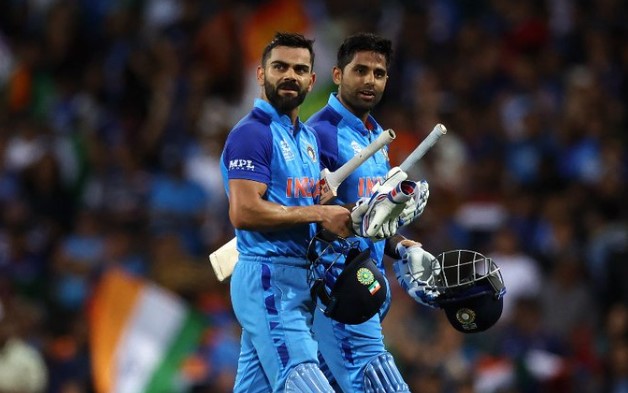ICC: బెస్ట్ టీ20 జట్టులో భారత్ నుంచి ముగ్గురికి చోటు!
