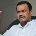 Komatireddy : ఓడినవారితో కూర్చోవాలా?.. ఆ నోటీసులు చెత్తబుట్టలో పడ్డాయి : కోమటిరెడ్డి
