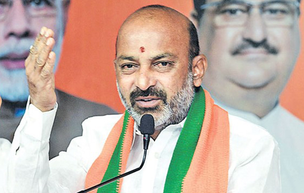 UPSC : కేంద్ర ప్రభుత్వ విభాగాల్లో ఉద్యోగాలు.. అర్హులు ఎవరంటే?