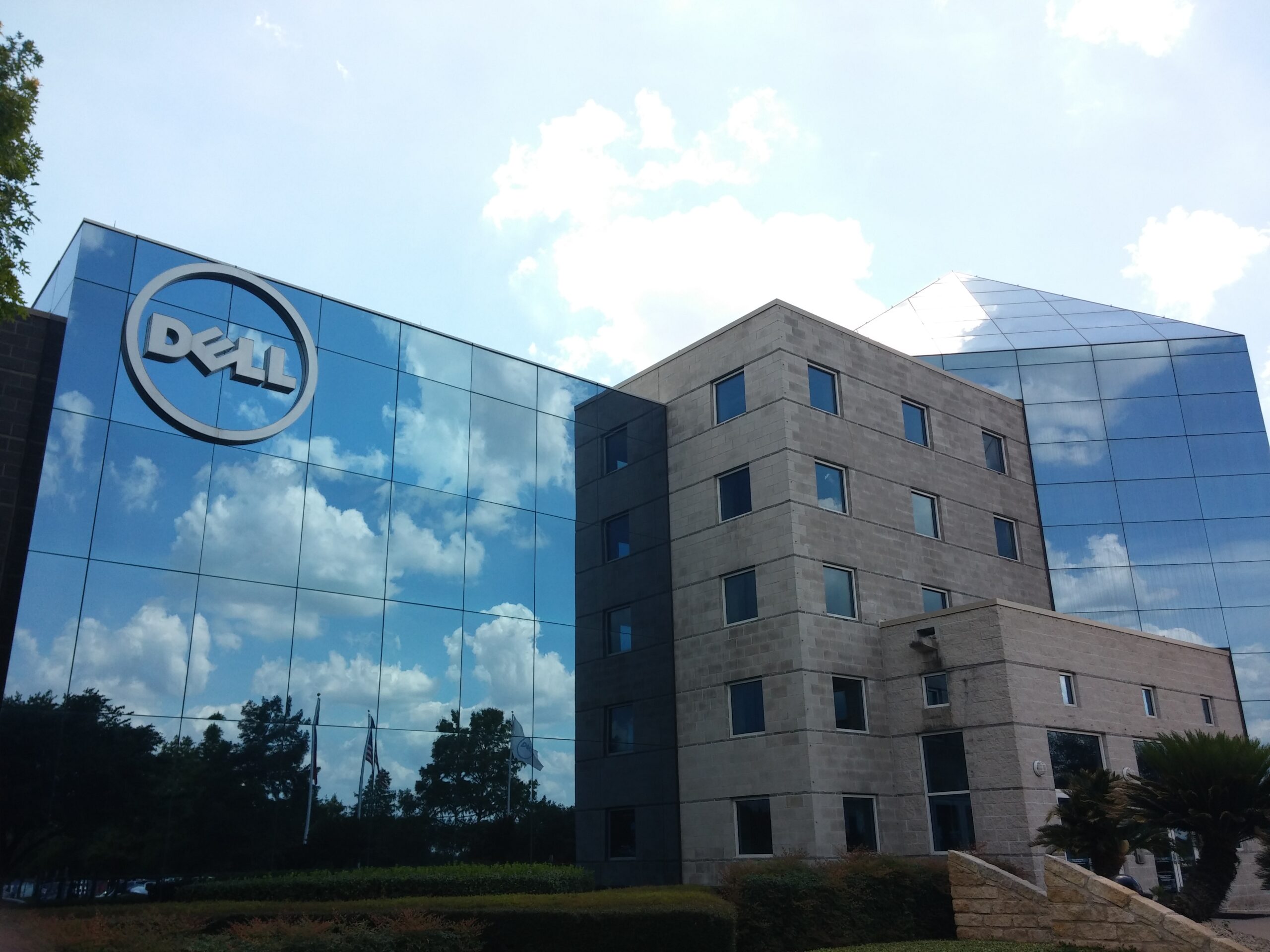 Dell To Layoff:ఉద్యోగుల గుం'డెల్' గుభేల్..