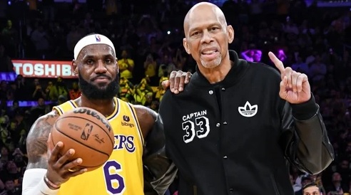 Basketball:బాస్కెట్‌బాల్‌లో 40 ఏళ్ల రికార్డు బద్దలు