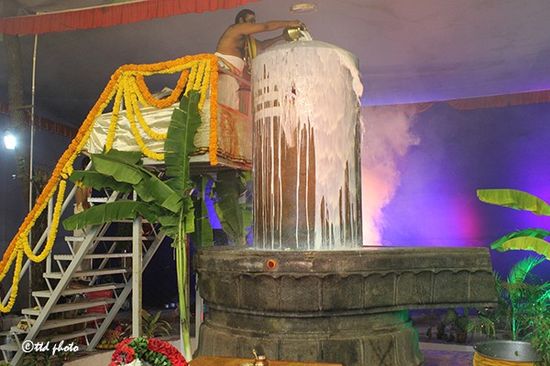 Rudrabhishekam : రుద్రాభిషేకం ఎలాంటి ఫలితాలు ఇస్తుందంటే