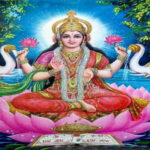 Lakshmi Devi : లక్ష్మీదేవికి ఇరువైపులా ఏనుగులు ఎందుకు ఉంటాయి