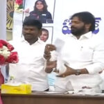 BRS: మంత్రి, ఎమ్మెల్యే మధ్య కోల్డ్ వార్.. మొగిలయ్య సాక్షిగా డైలాగ్ వార్..