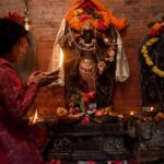 Ancient Idols:- ఇంట్లో పురాతన కాలం నాటి విగ్రహాలను పక్కన పడేయకూడదా….