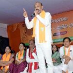 Bandi Sanjay : కేబినెట్ లో మహిళలు ఎంతమంది..? కేసీఆర్ ను ప్రశ్నించు.. కవితకు బండి కౌంటర్..