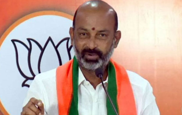 Bandi Sanjay : ఆ నోటీసులు అందలేదు.. వస్తే విచారణకు హాజరవుతా: బండి సంజయ్
