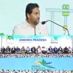 Jagan : విశాఖ నుంచే పాలన.. గ్లోబల్‌ ఇన్వెస్టర్స్‌ సమ్మిట్‌లో జగన్ ప్రకటన..