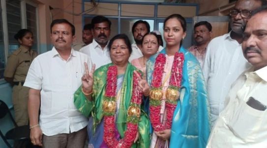 Ballari: 23 ఏళ్లకే మేయర్.. రికార్డ్ సృష్టించిన యువతి