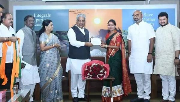 Rahul Gandhi: లుక్కు, గెటప్పు మార్చేసిన రాహుల్.. ఎందుకంటే? ఎక్కడంటే?