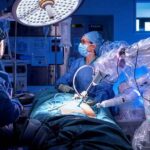 Robotic Surgery : మోకాలు మార్పిడి ఆపరేషన్ చేసిన రోబో..