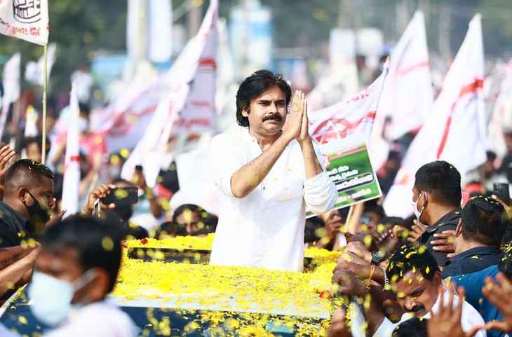 Train : ప్రయాణికురాలిపై మూత్ర విసర్జన.. టీటీఈ అరెస్టు....