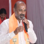 Bandi Sanjay: ప్రీతి శవానికి ట్రీట్మెంట్ చేశారు.. కవిత వాచ్‌కు ఉన్నంత విలువ కూడా లేదా?