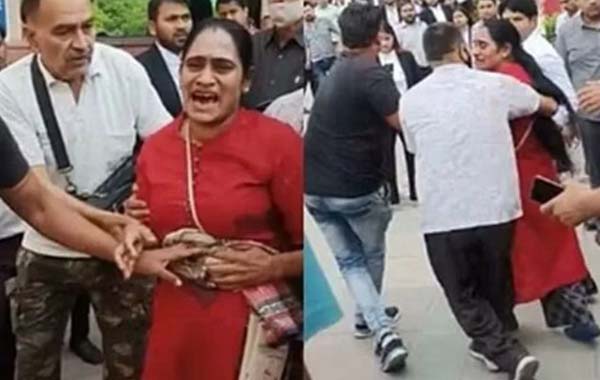 Twitter : ఆ సెలబ్రిటీలకు ట్విట్టర్ షాక్.. బ్లూ టిక్ తొలగింపు.. ఎందుకంటే..?