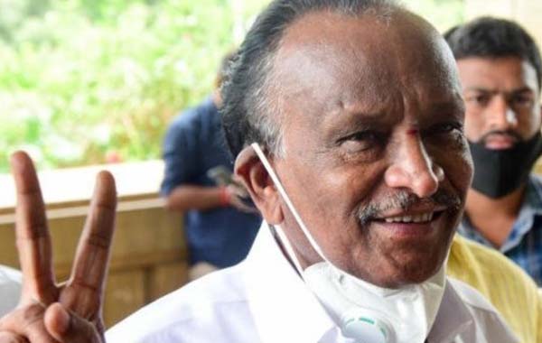 Karnataka : ఎన్నికల అఫిడవిట్ చూస్తే షాకే.. ఆ మంత్రి ఆస్తులు ఎంతో తెలుసా..?