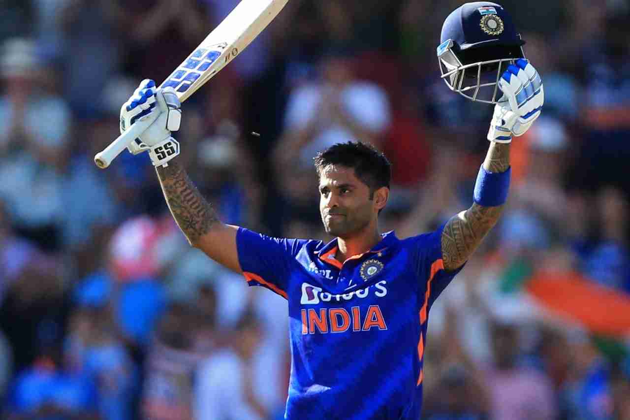 Surya Kumar Yadav : ఇన్ని డకౌట్లు.. ఇంత పూర్ పర్ఫామెన్స్.. అయినా సరే స్కైకే సపోర్ట్.. ఏం మాయ చేస్తున్నాడు
