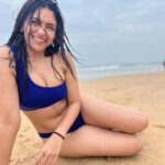 Mrunal Thakur: గ్లామ‌ర్ గేట్లు ఎత్తేసిన మృణాల్ ఠాకూర్‌.. సోష‌ల్ మీడియా షేక్‌