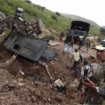 Chhattisgarh: మావోయిస్టుల పంజా.. 13 మంది పోలీసులు బలి..