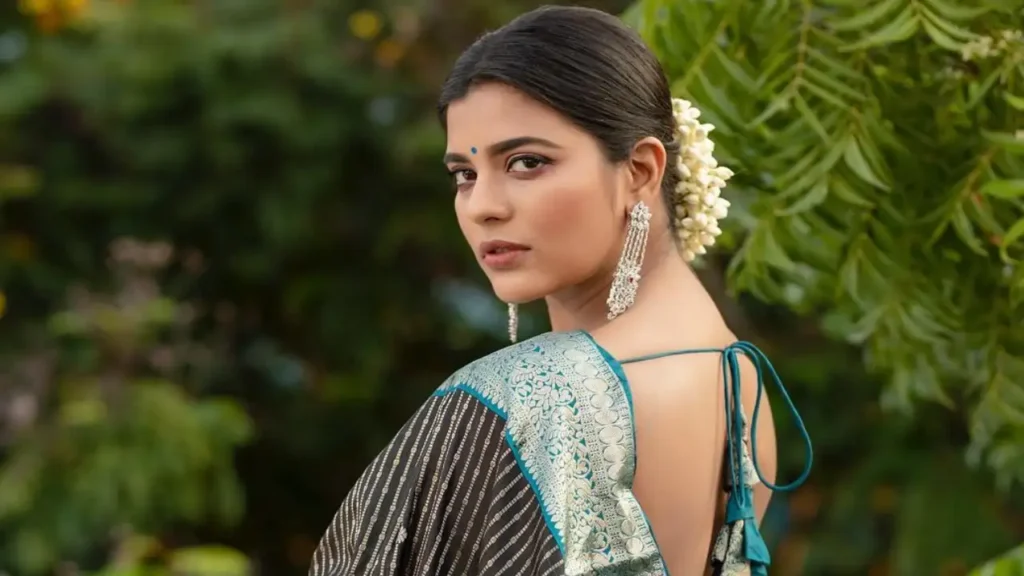 Dimple Hayathi:- హరీష్ శంకర్ సినిమా సాంగ్ చేయొద్ద‌న్నారు