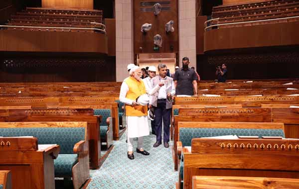 New Parliament Building : పార్లమెంట్ కొత్త భవనం ప్రారంభానికి ముహూర్తం ఖరారు.. ఎప్పుడంటే..?