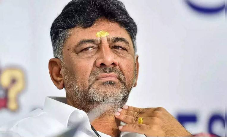 DK Shivakumar: ఎవరీ డీకే శివకుమార్?.. ఏంటి బ్యాక్‌గ్రౌండ్? ఫుల్ డీటైల్స్..