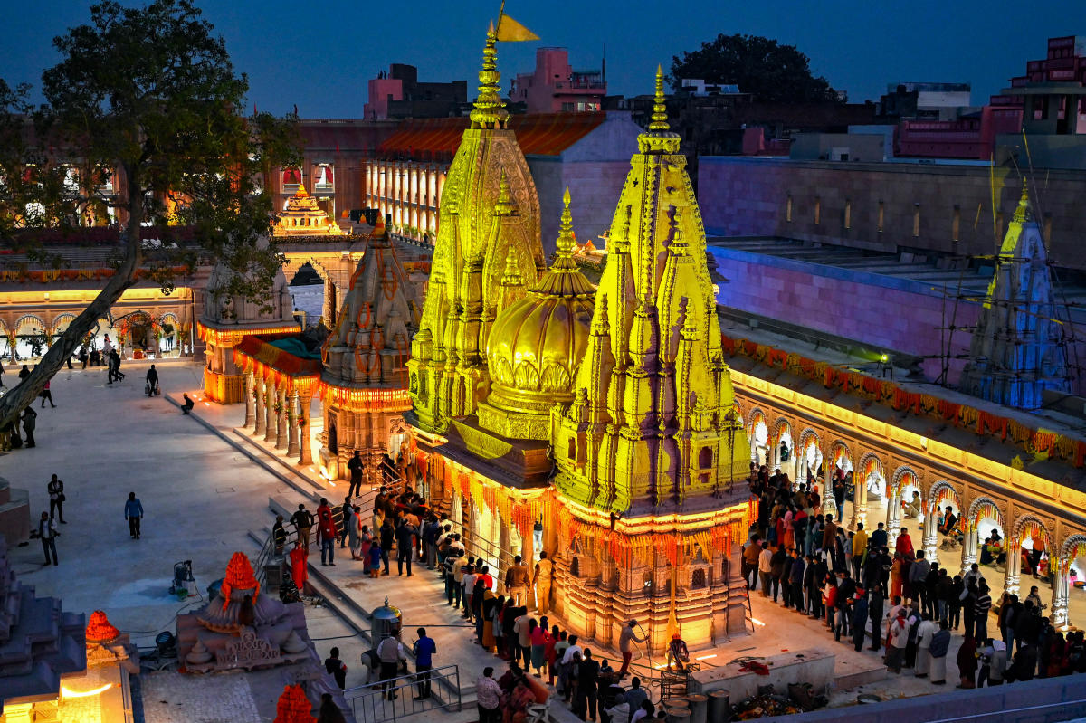 Varanasi temple : వారణాసి వెళ్తే 9 రోజులే అక్కడ ఎందుకు ఉండాలి