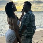 Anasuya: బికినీలో అనసూయ.. భరద్వాజ్‌కు లిప్ టు లిప్ కిస్..