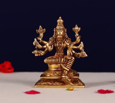 కమ్మని కళలను చేరుకునే