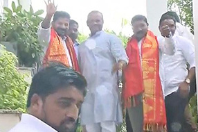 Congress : కోమటిరెడ్డి ఇంట్లో కాంగ్రెస్ కీలక సమావేశం.. ఆ అంశాలపై చర్చ..