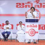 Pawan Kalyan : వైసీపీకి ప్రైవేట్ సైన్యం.. వాలంటీర్ల వ్యవస్థపై పవన్ మళ్లీ విమర్శలు..