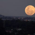 Super Moon: ఆకాశంలో అద్భుతం.. సూపర్‌గా సూపర్‌మూన్‌..