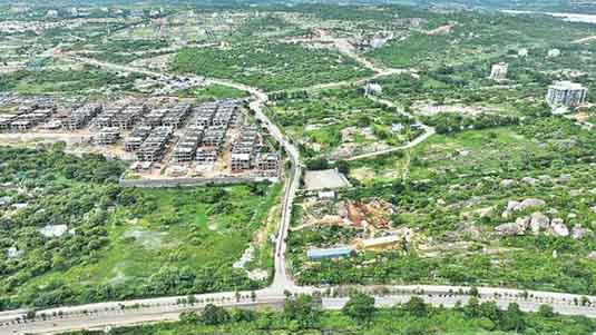 Budvel land auction prices: బుద్వేల్ లో భూముల ధర అదరహో.. వేలంలో వచ్చిన ఆదాయం ఎన్ని వేల కోట్లో తెలుసా...?