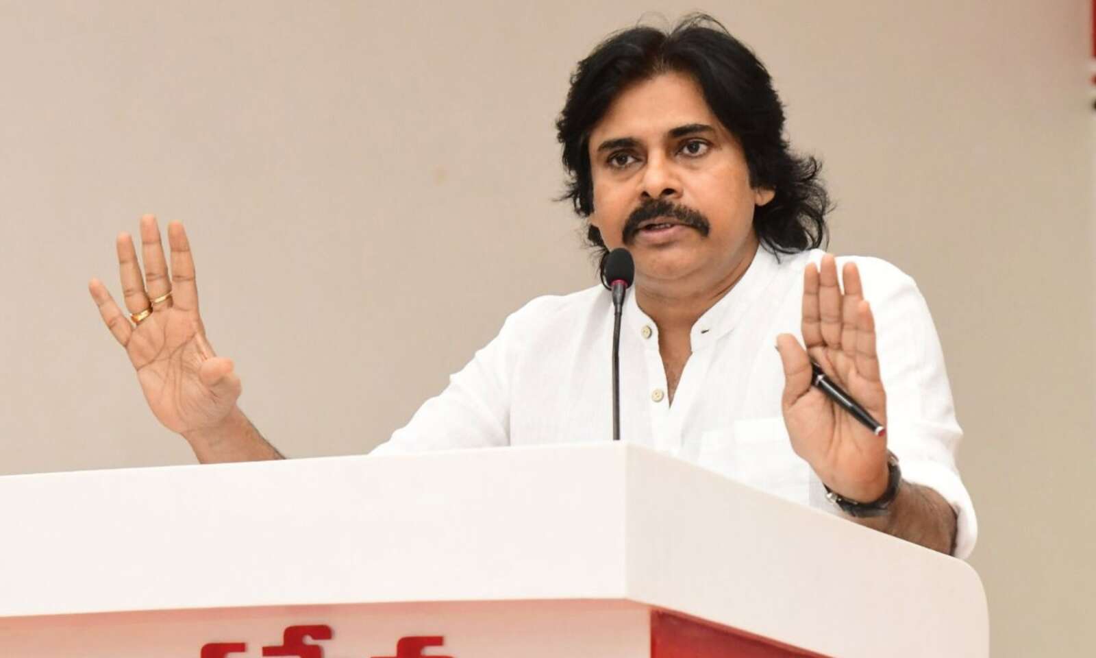 BRS Party Updates: ఆ సిట్టింగులకు షాక్!.. ఫస్ట్ లిస్ట్‌పై ఎమ్మెల్యేల్లో టెన్షన్..